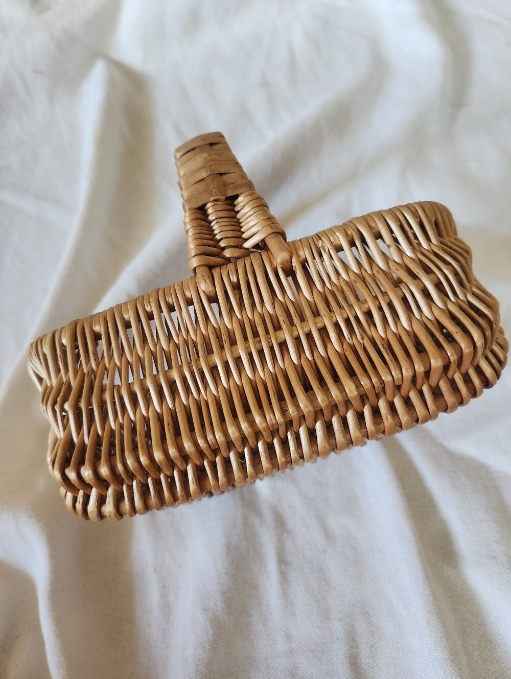 Vtg Wicker Mini Basket Handwoven Rustic Farmhouse Cottage 7" Rattan Decor